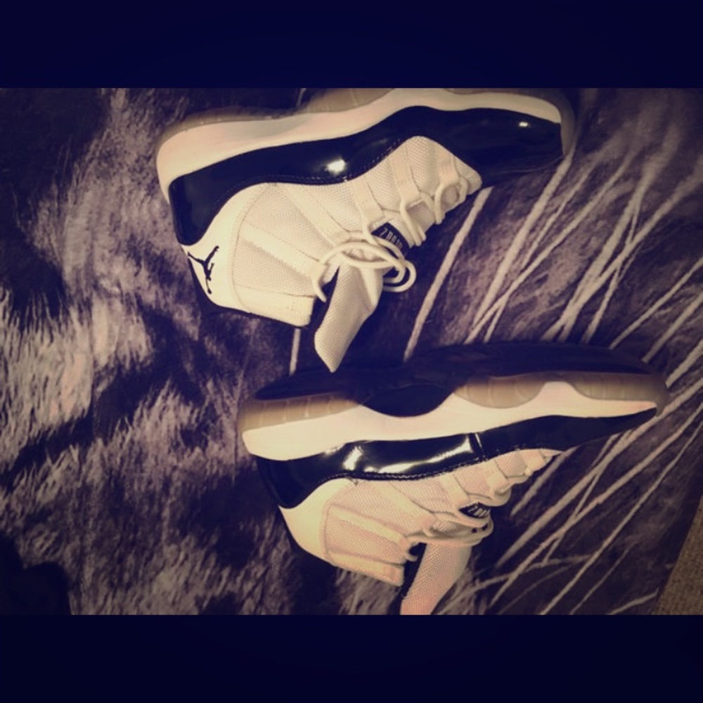 AIR JORDAN 11 RETRO (GS) 'CONCORD 2011